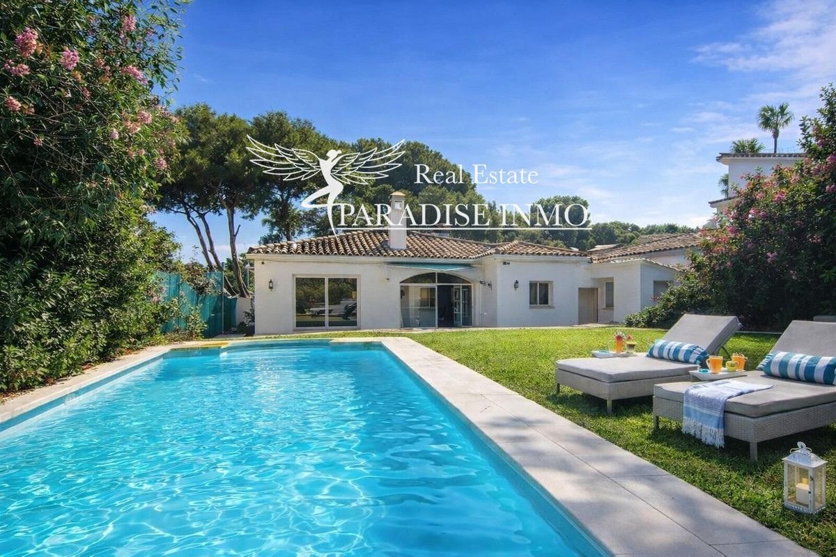 Detached villa for sale Marbella, Málaga. Ref: 4608. Paradise Group 