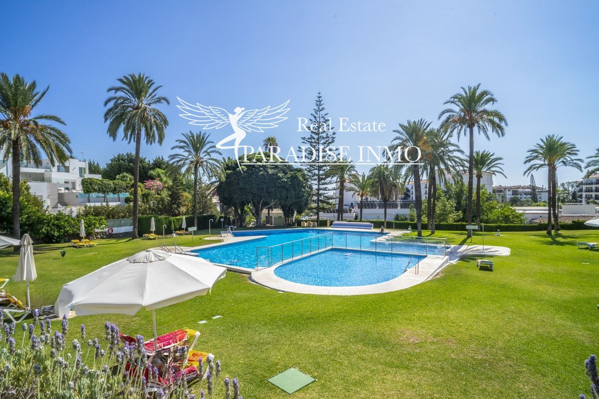 Flat for sale Marbella, Málaga. Ref: 4646. Paradise Group 