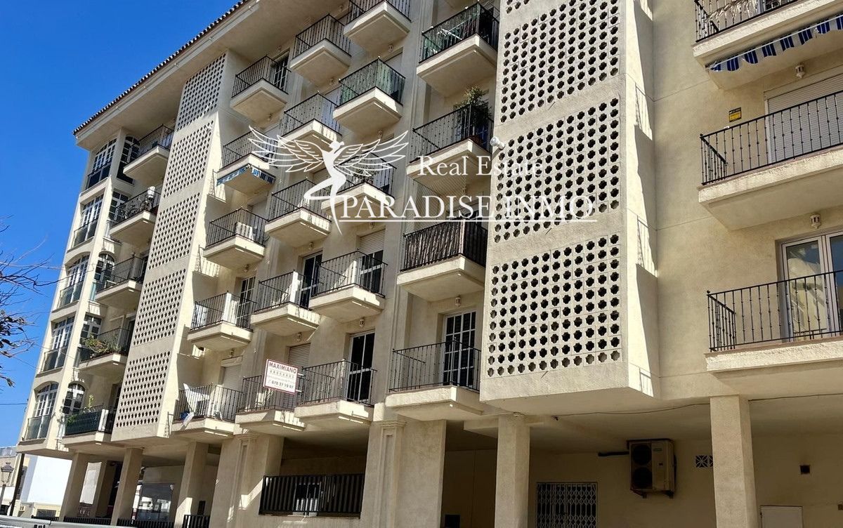Flat for sale Estepona, Málaga. Ref: 4665. Paradise Group 