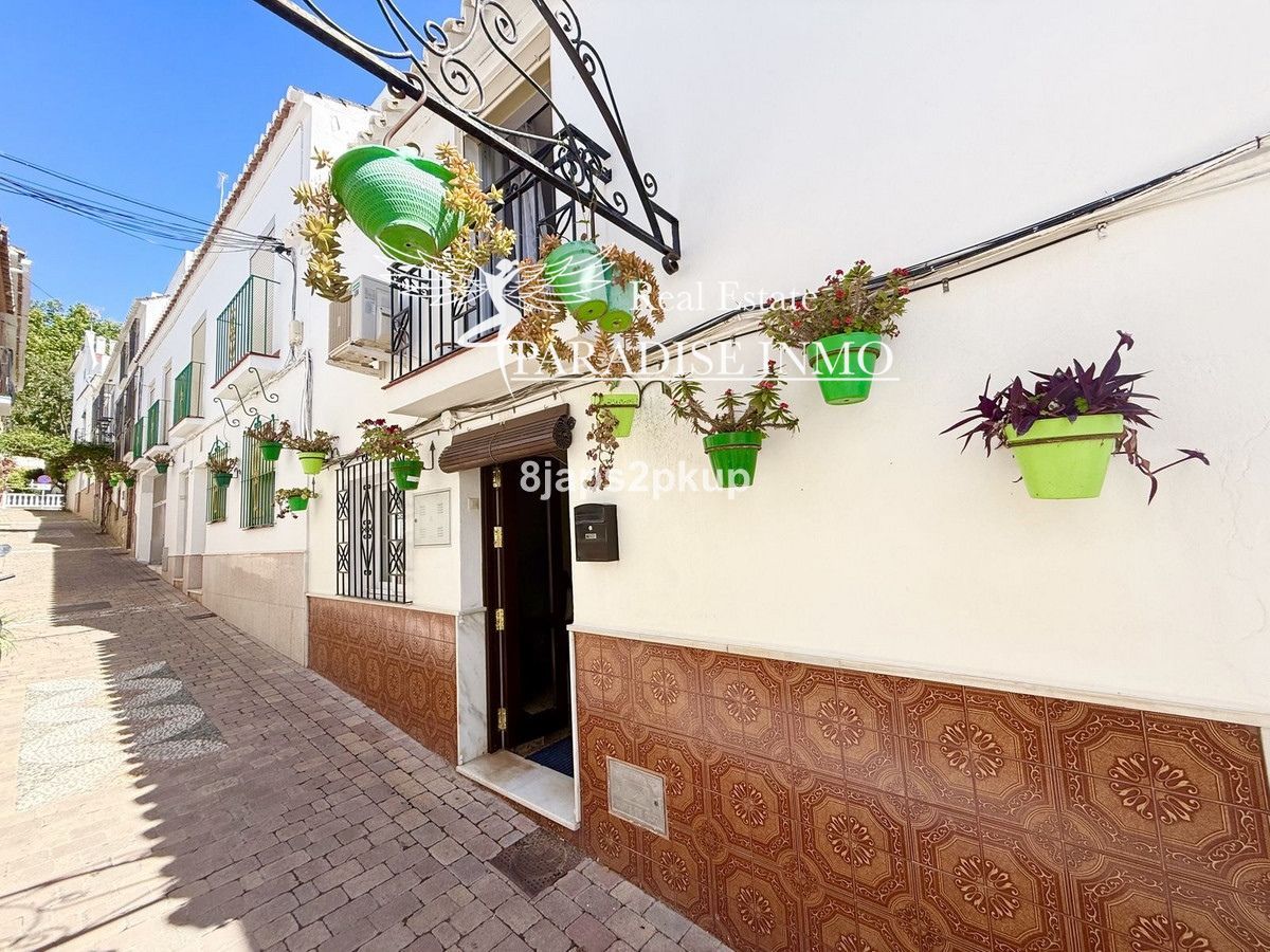 House for sale Estepona, Málaga. Ref: 4673. Paradise Group 