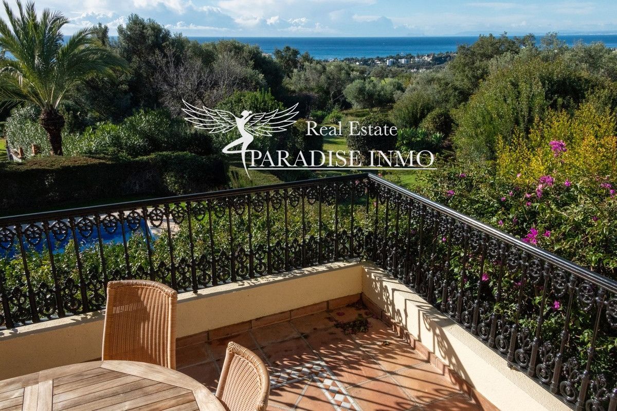 Detached villa for sale Marbella, Málaga. Ref: 4725. Paradise Group 