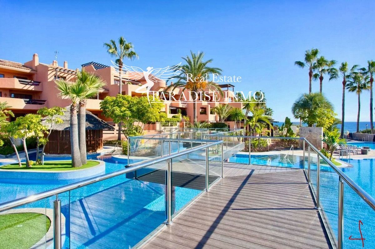 Flat for sale Estepona, Málaga. Ref: 4764. Paradise Group 