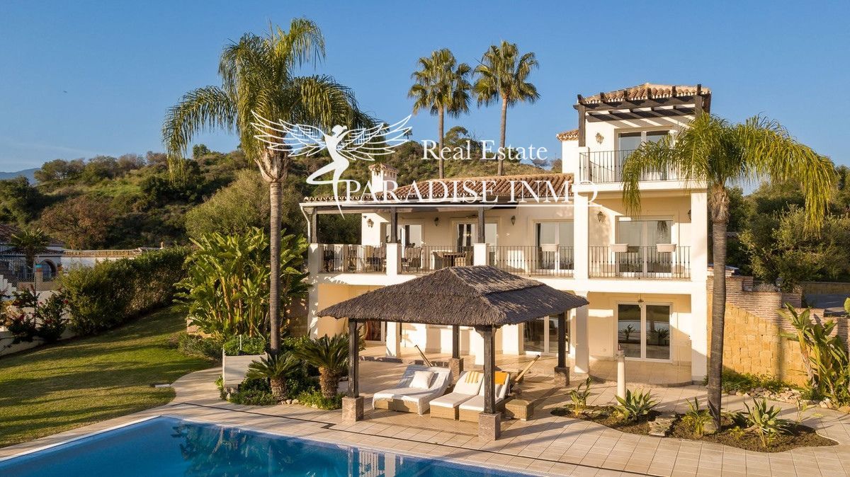 Detached villa for sale Estepona, Málaga. Ref: 4884. Paradise Group 
