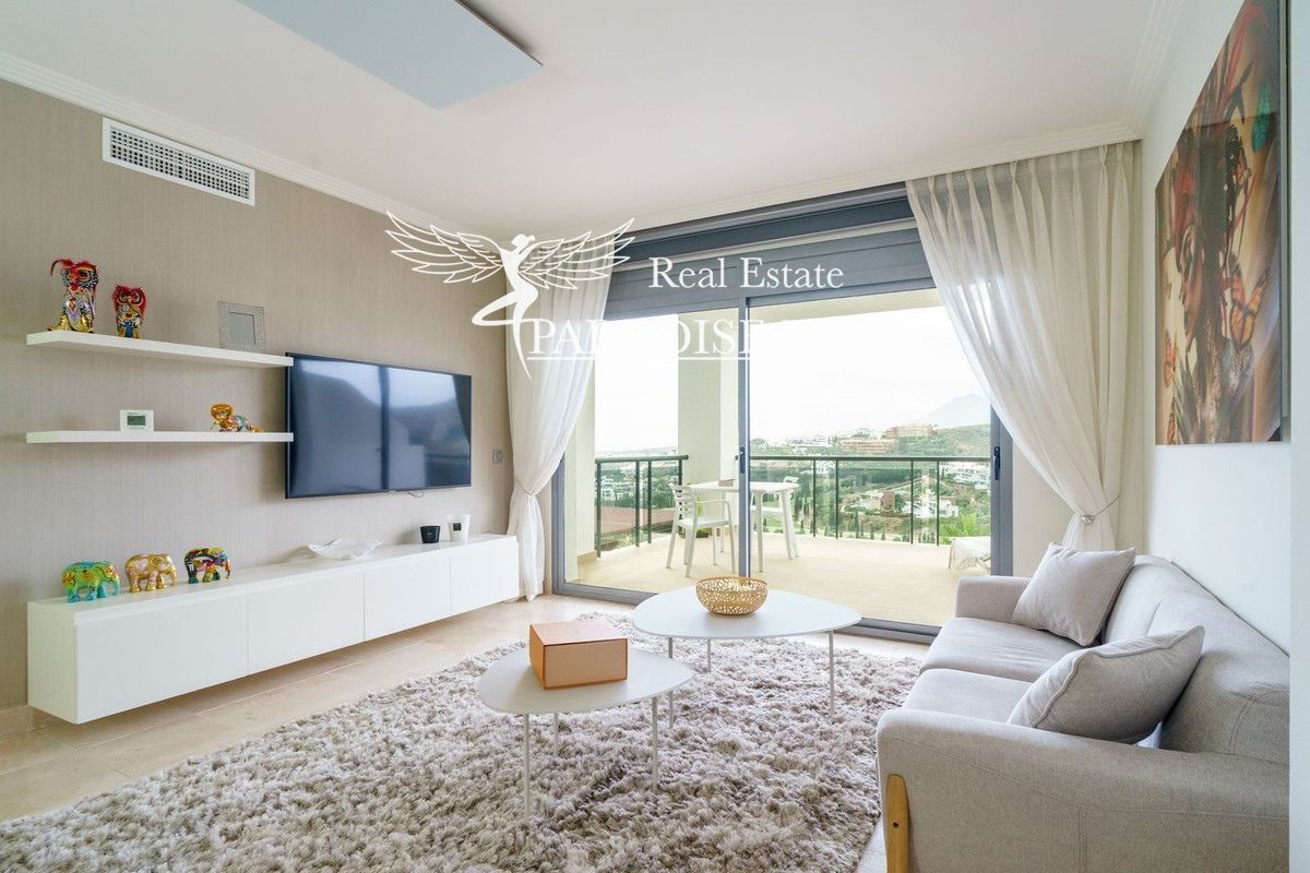 Flat for sale Benahavis, Málaga. Ref: 4888. Paradise Group 