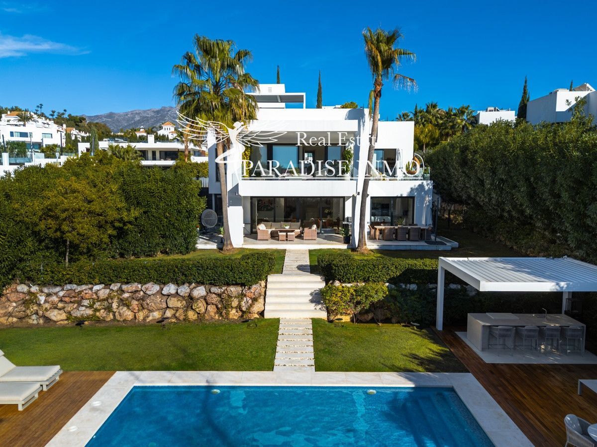 Detached villa for sale Marbella, Málaga. Ref: 4890. Paradise Group 