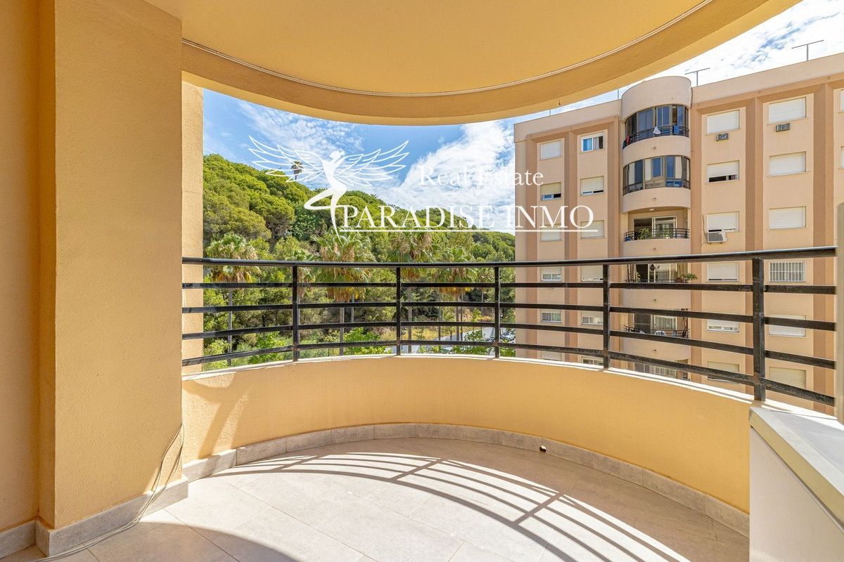 Flat for sale Marbella, Málaga. Ref: 4938. Paradise Group 