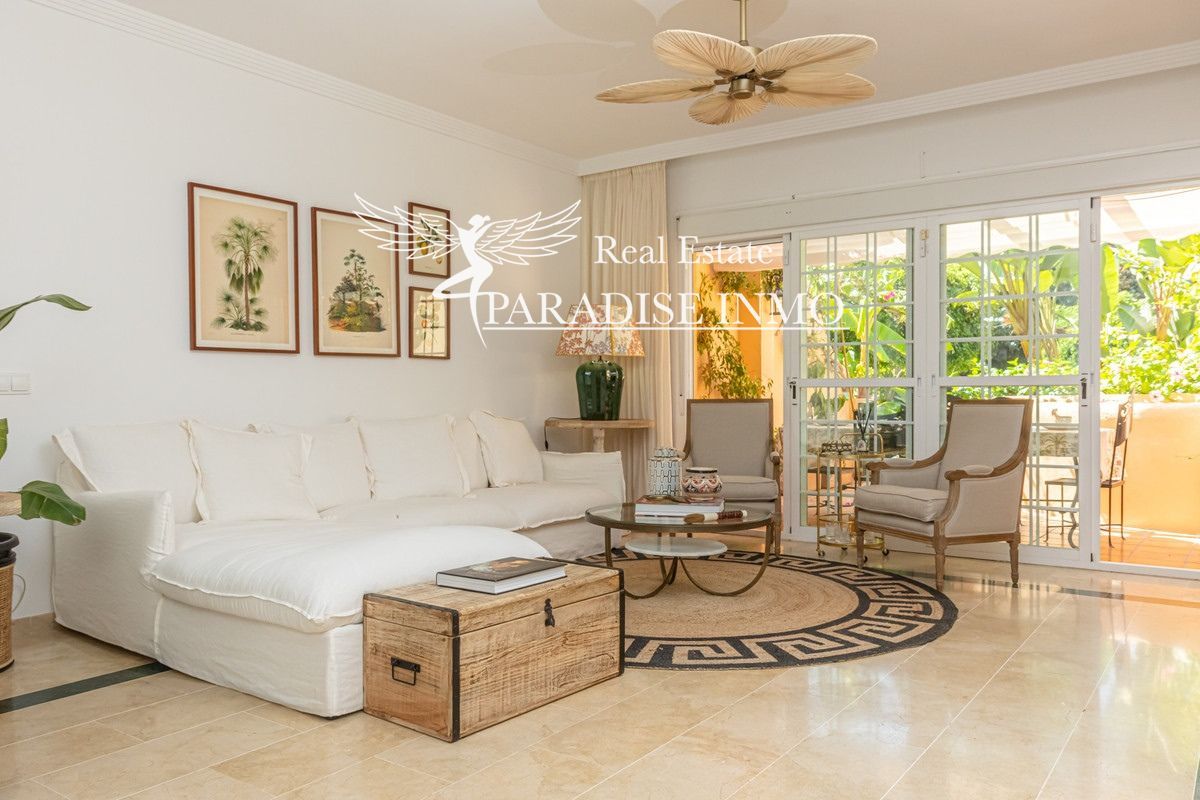 Detached villa for sale Marbella, Málaga. Ref: 5073. Paradise Group 