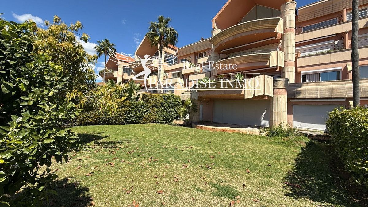 Flat for sale Marbella, Málaga. Ref: 5111. Paradise Group 