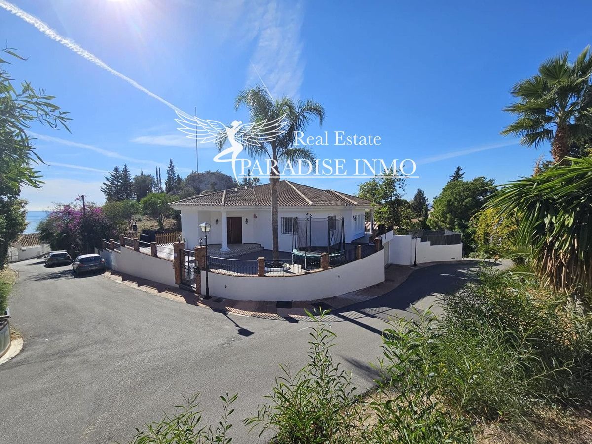 Detached villa for sale Benalmádena, Málaga. Ref: 5138. Paradise Group 
