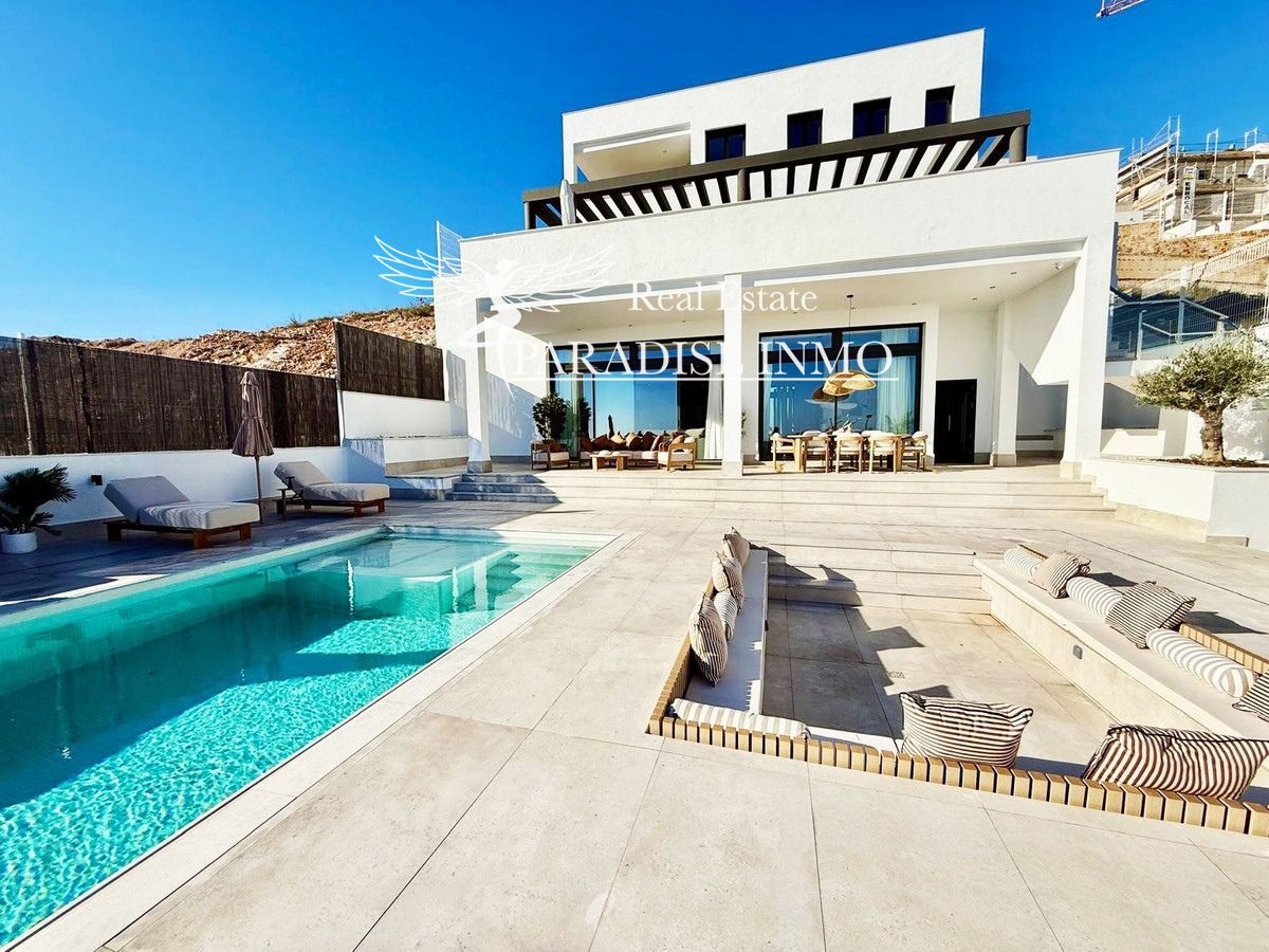 Detached villa for sale Benalmádena, Málaga. Ref: 5143. Paradise Group 