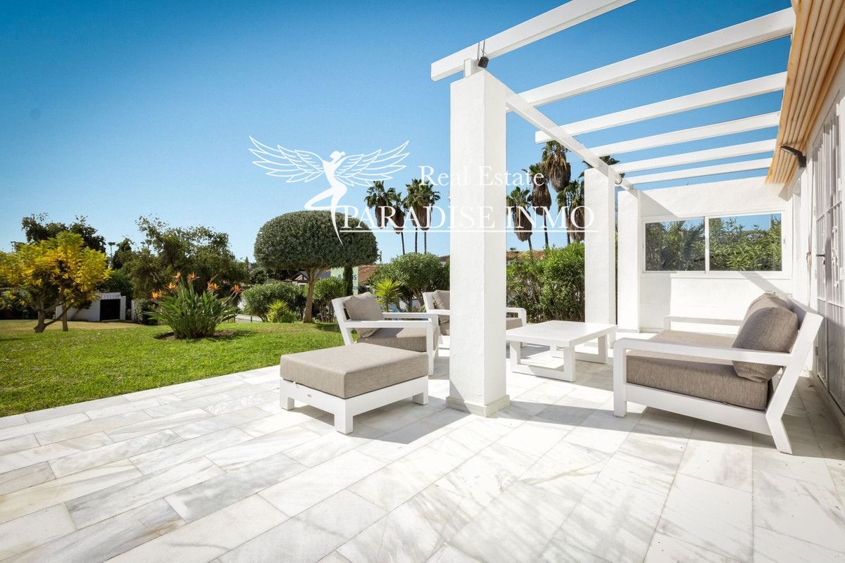 Flat for sale Marbella, Málaga. Ref: 5153. Paradise Group 
