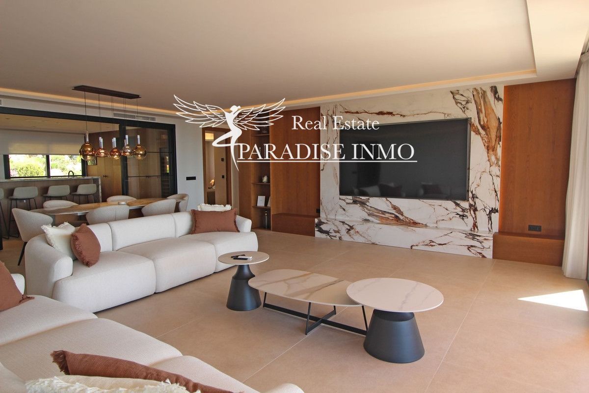 Flat for sale Marbella, Málaga. Ref: 5227. Paradise Group 