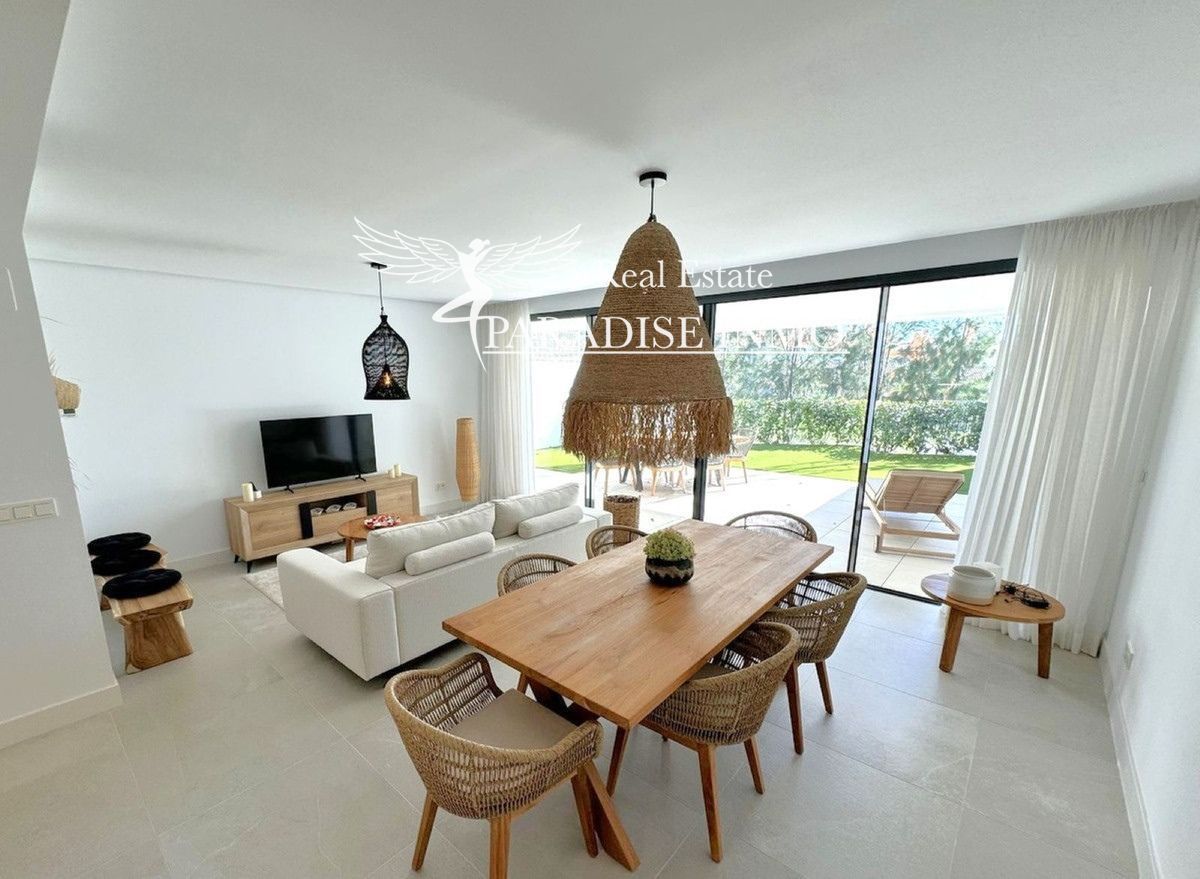 Flat for sale Marbella, Málaga. Ref: 5245. Paradise Group 