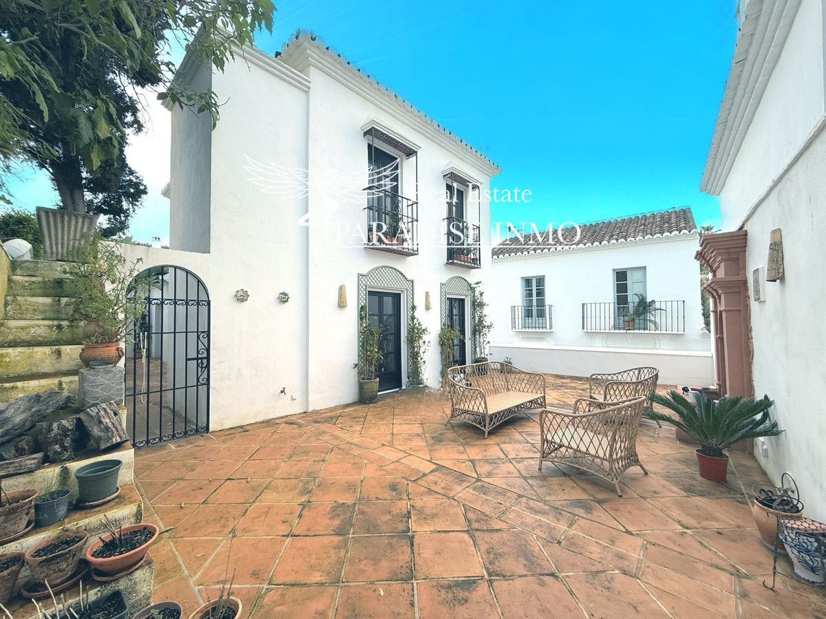 Detached villa for sale Marbella, Málaga. Ref: 5260. Paradise Group 