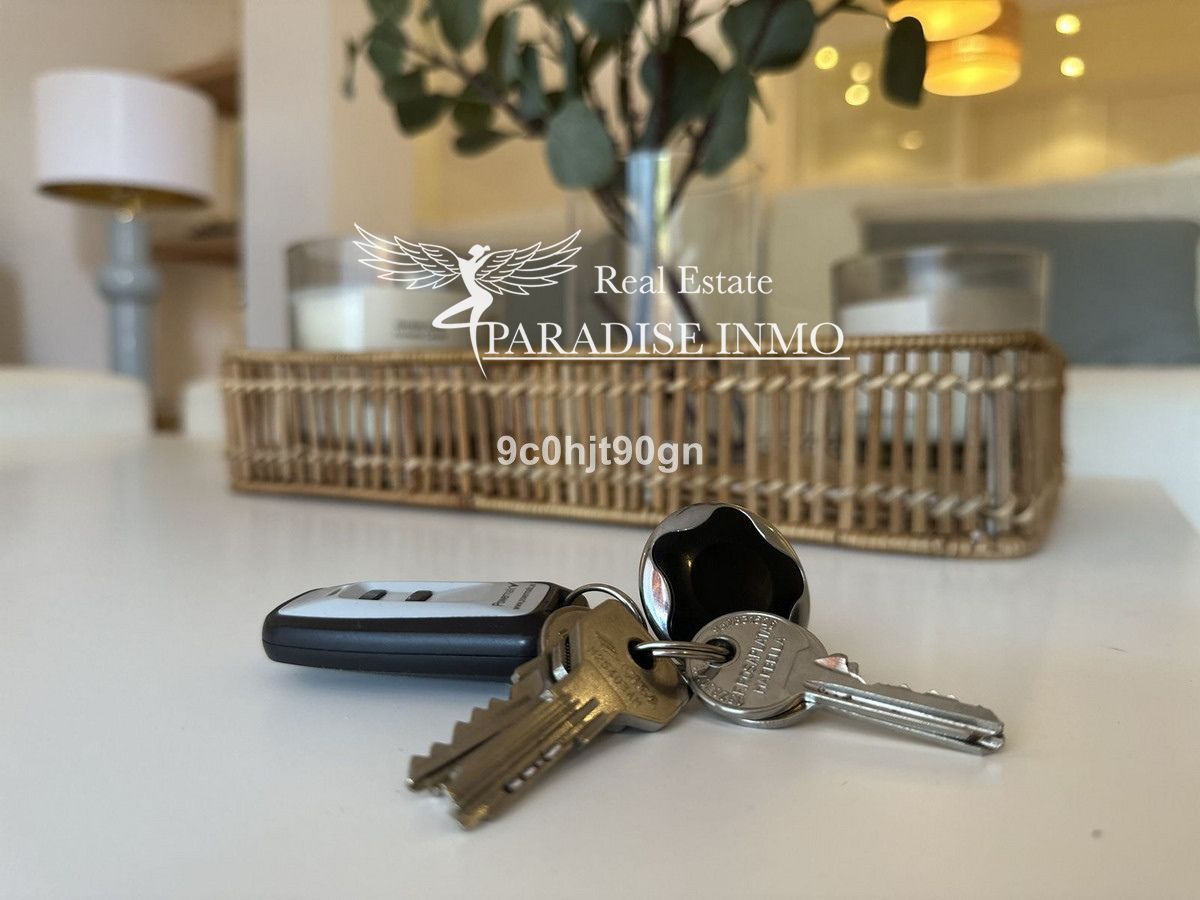 Flat for sale Marbella, Málaga. Ref: 5274. Paradise Group 