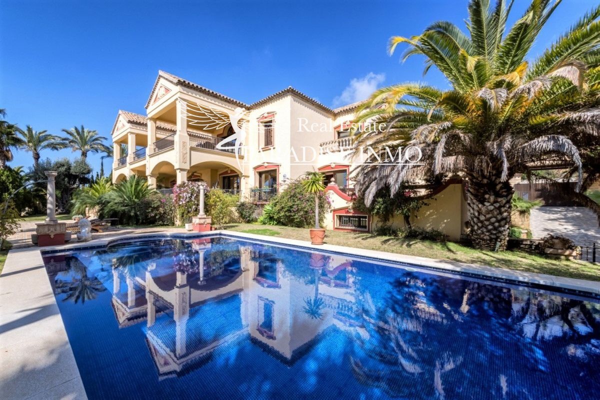 Detached villa for sale Marbella, Málaga. Ref: 5282. Paradise Group 