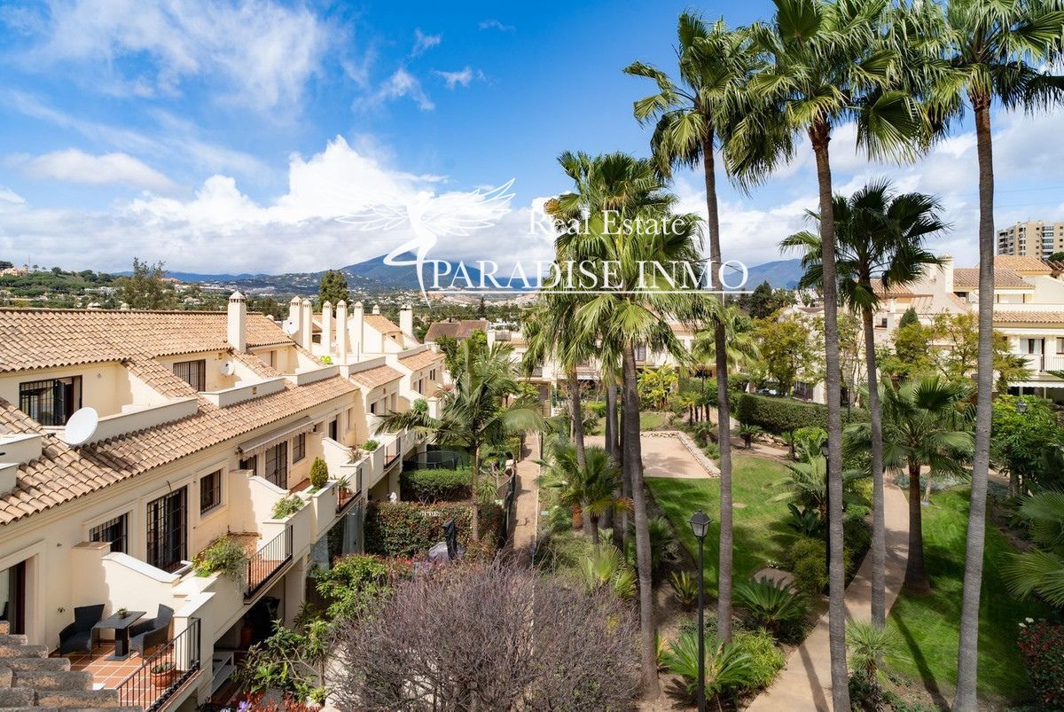 Detached villa for sale Marbella, Málaga. Ref: 5295. Paradise Group 