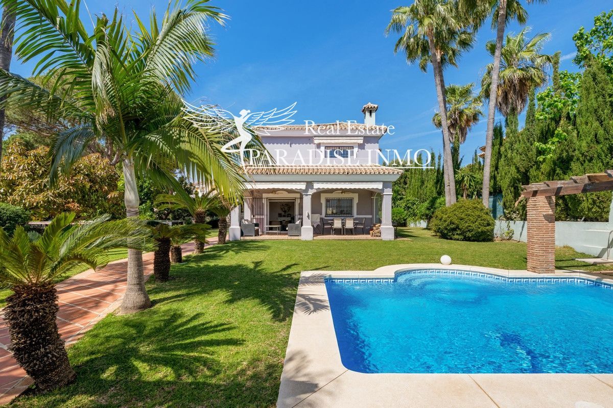 Detached villa for sale Estepona, Málaga. Ref: 5325. Paradise Group 