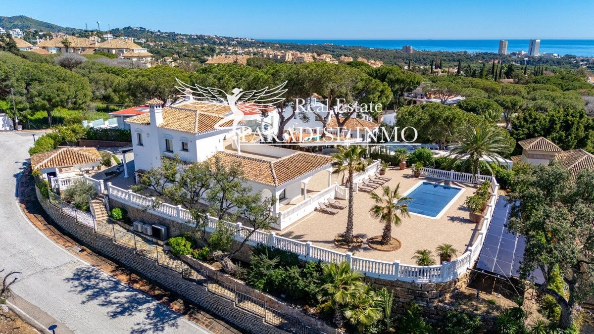 Detached villa for sale Marbella, Málaga. Ref: 5330. Paradise Group 