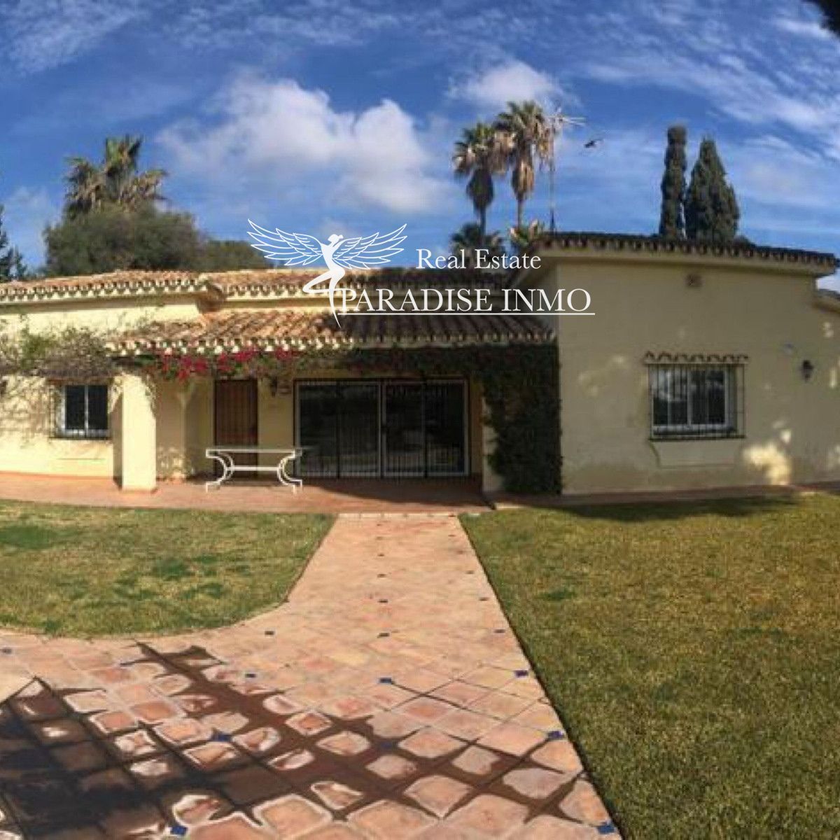 Detached villa for sale Estepona, Málaga. Ref: 5339. Paradise Group 
