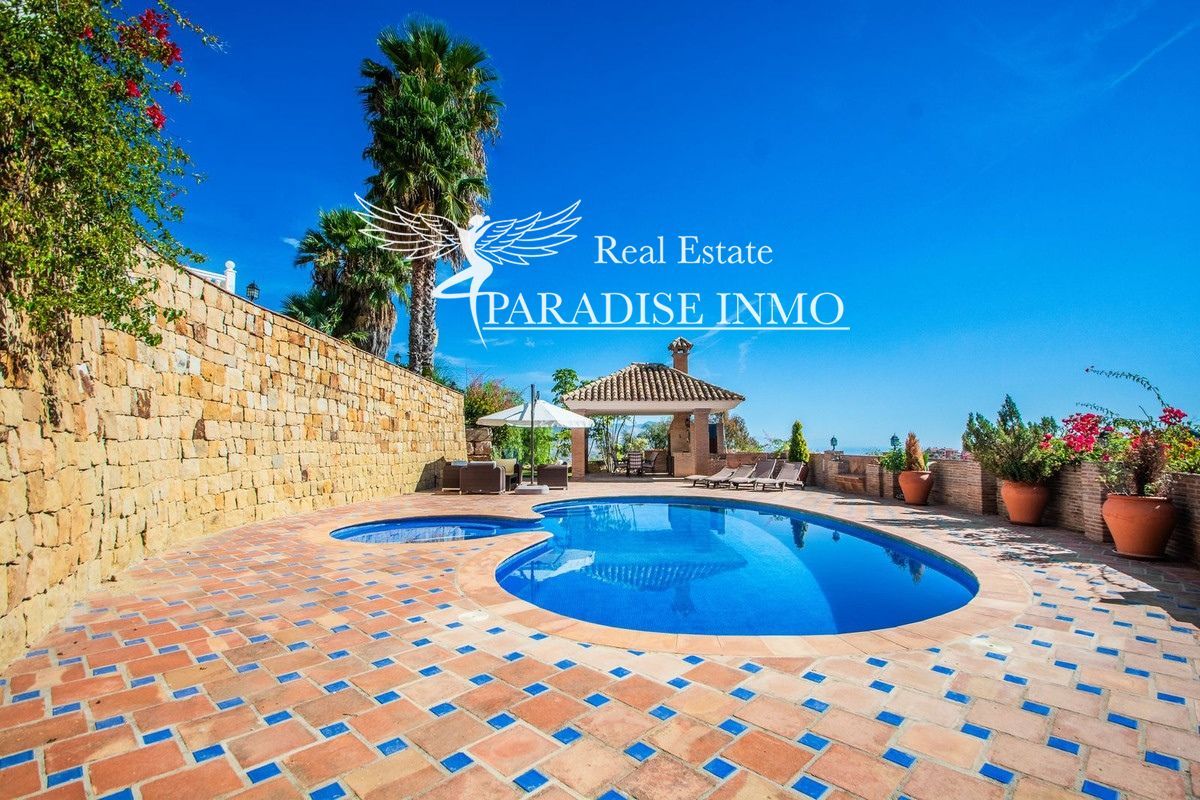 Detached villa for sale Marbella, Málaga. Ref: 5348. Paradise Group 