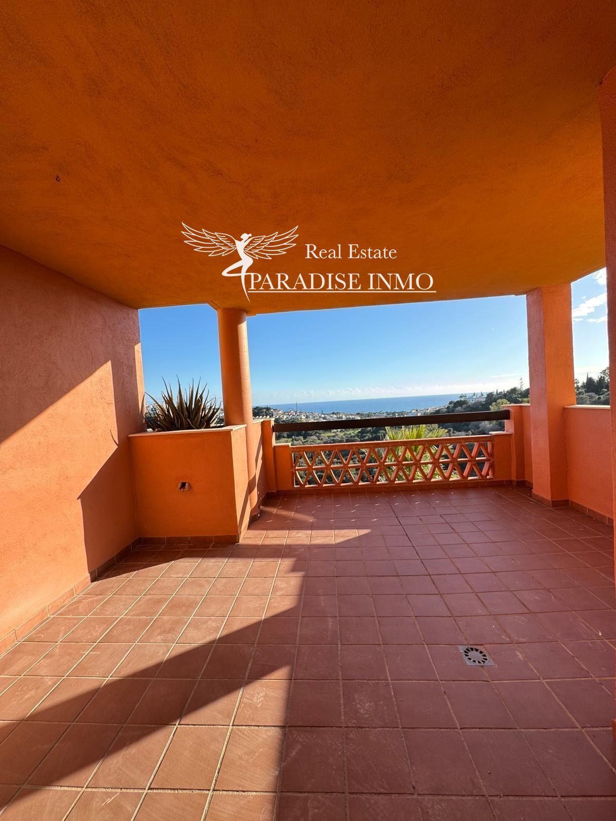 Flat for sale Marbella, Málaga. Ref: 5357. Paradise Group 