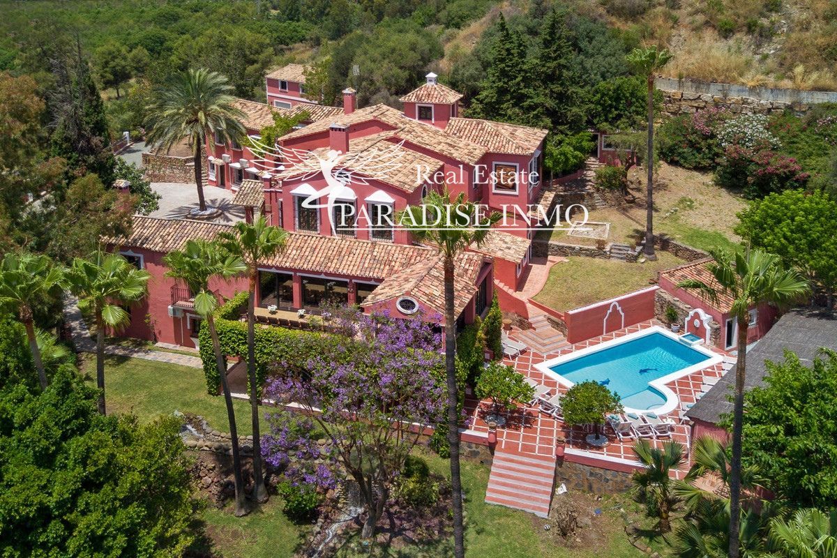 Detached villa for sale Benahavis, Málaga. Ref: 5361. Paradise Group 