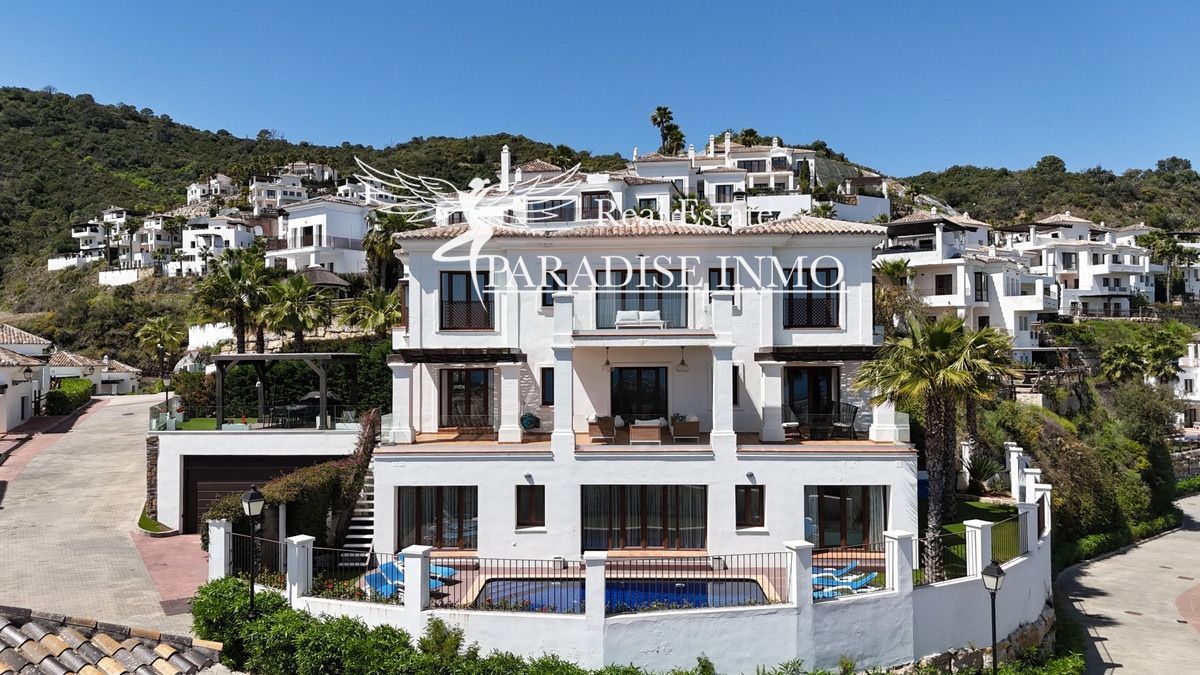 Detached villa for sale Benahavis, Málaga. Ref: 5362. Paradise Group 