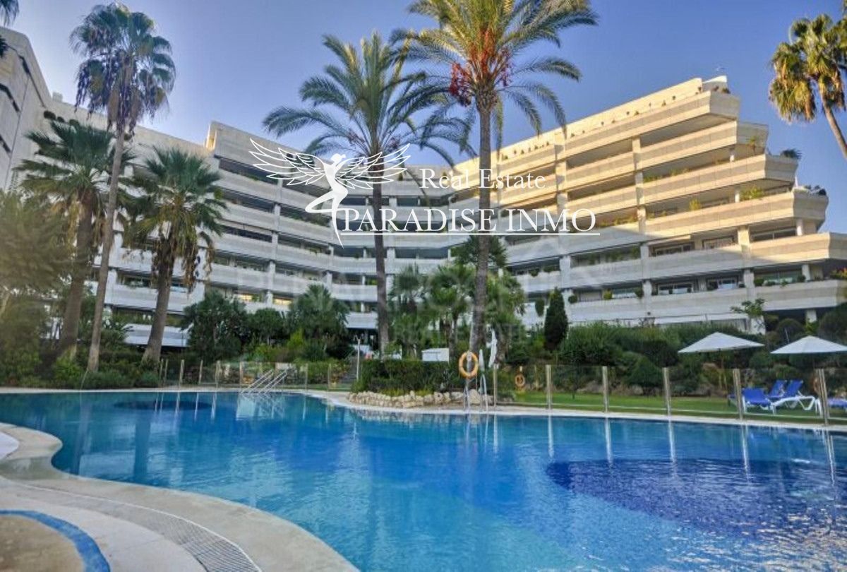 Flat for sale Marbella, Málaga. Ref: 5372. Paradise Group 