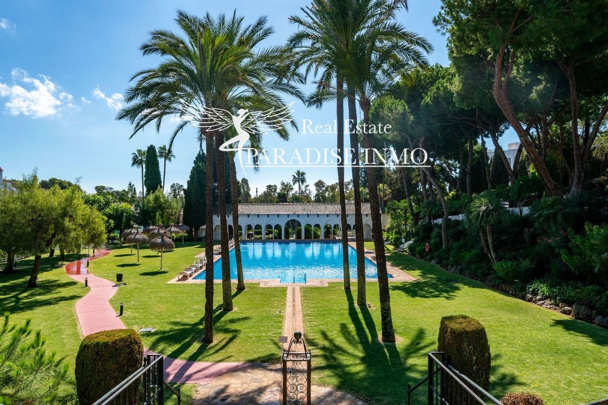 Flat for sale Marbella, Málaga. Ref: 5374. Paradise Group 