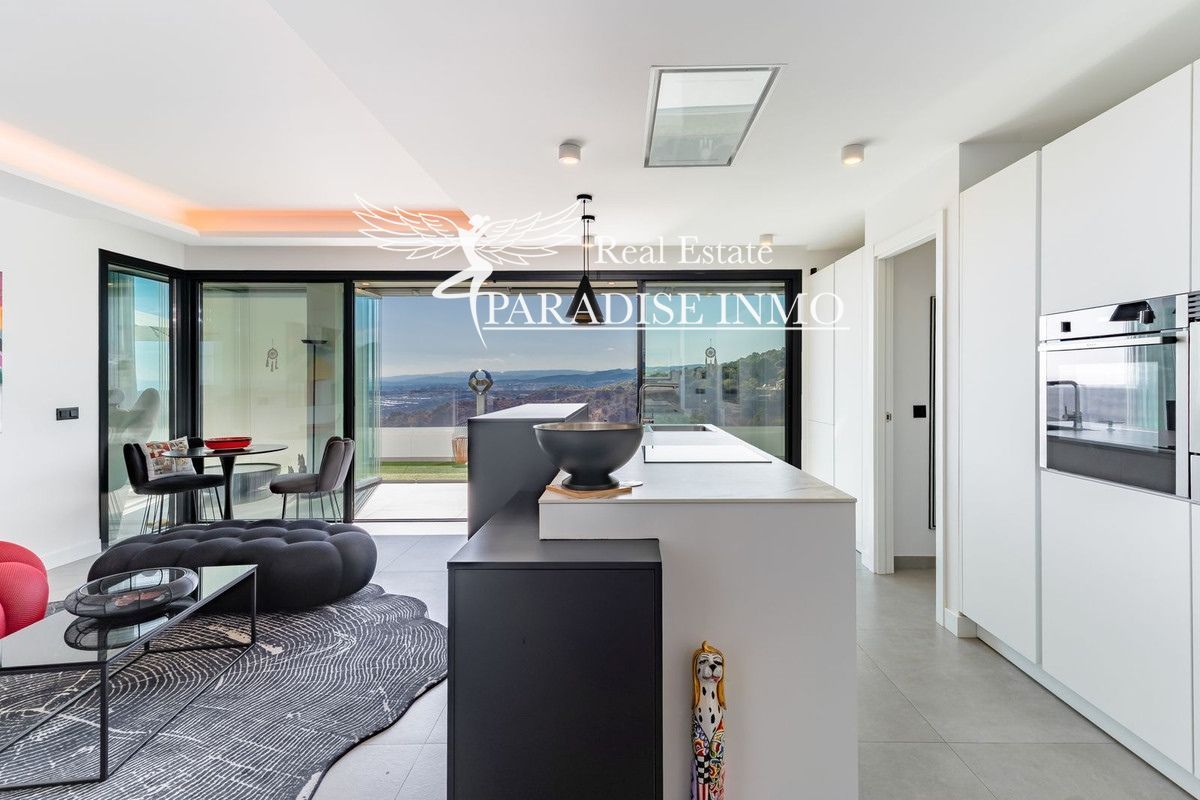 Flat for sale Estepona, Málaga. Ref: 5405. Paradise Group 