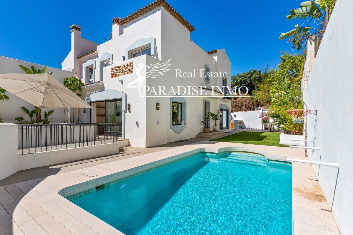 Detached villa for sale Marbella, Málaga. Ref: 5416. Paradise Group 