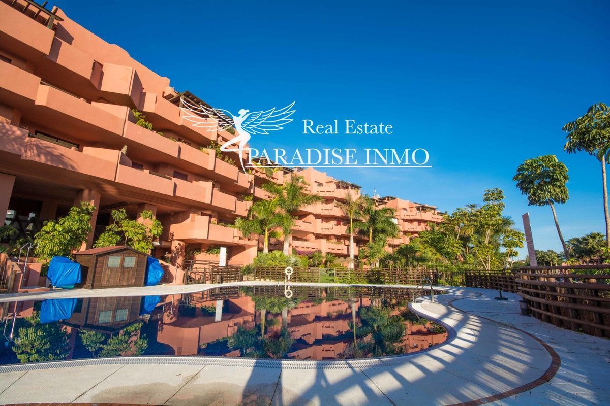 Flat for sale Estepona, Málaga. Ref: 5423. Paradise Group 
