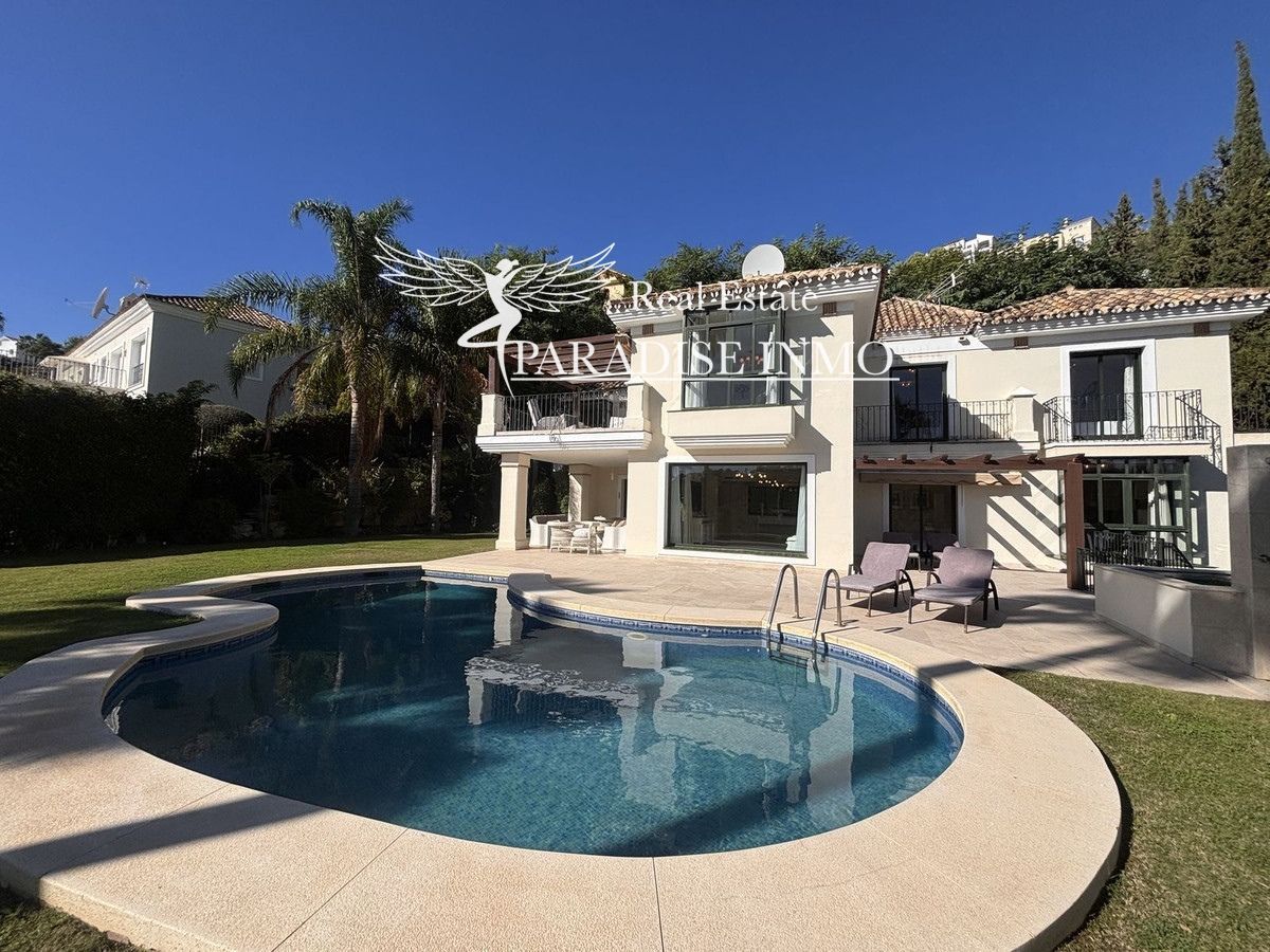 Detached villa for sale Benahavis, Málaga. Ref: 5425. Paradise Group 
