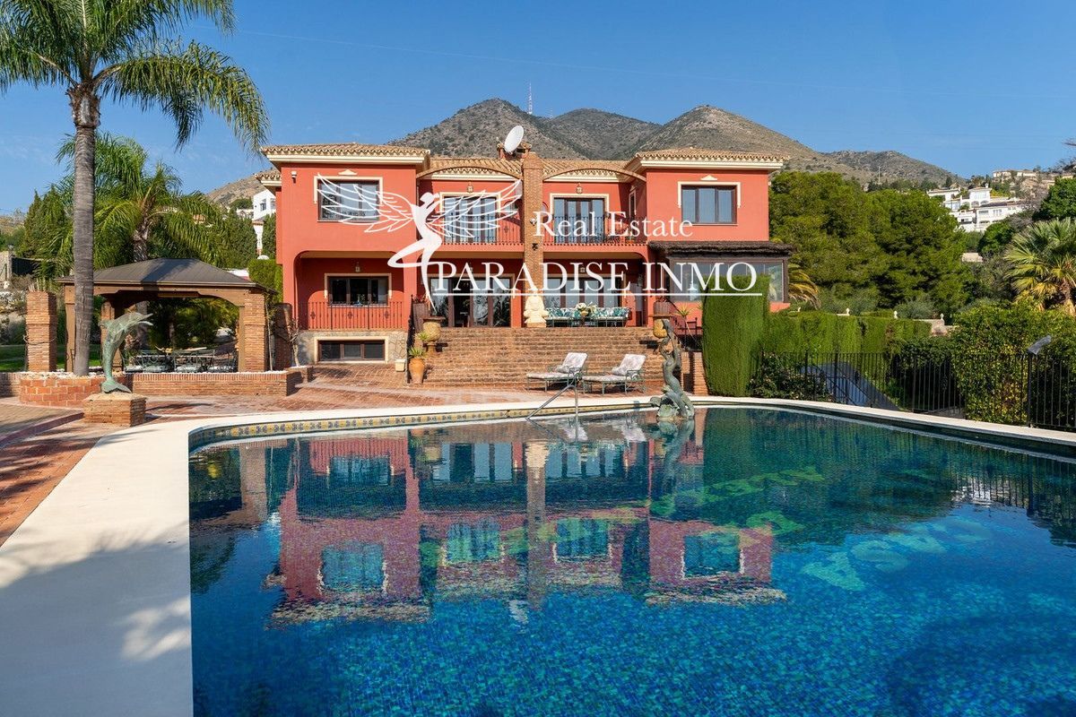 Detached villa for sale Benalmádena, Málaga. Ref: 5441. Paradise Group 