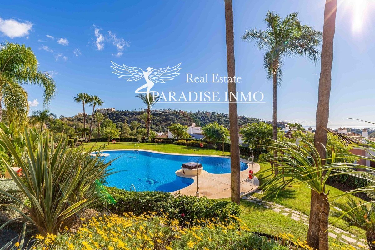 Flat for sale Benahavis, Málaga. Ref: 5445. Paradise Group 