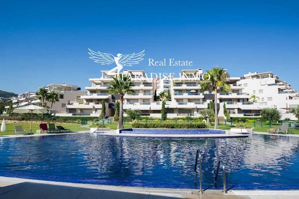 Flat for sale Benahavis, Málaga. Ref: 5448. Paradise Group 