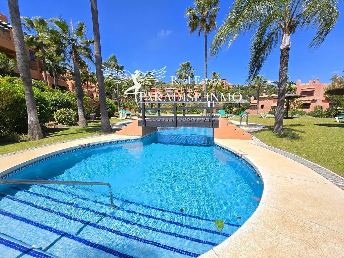 Flat for sale Marbella, Málaga. Ref: 5465. Paradise Group 