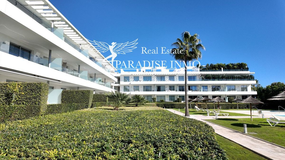 Flat for sale Estepona, Málaga. Ref: 5483. Paradise Group 