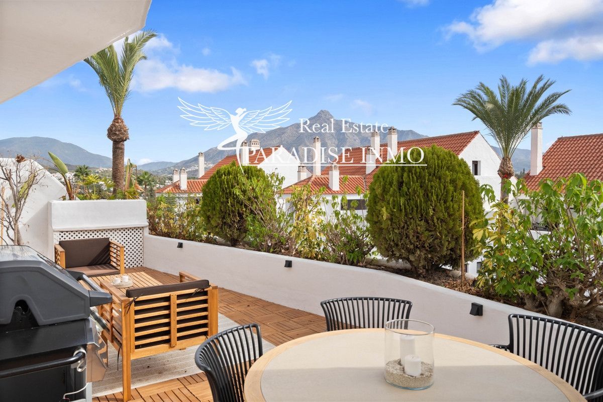 Flat for sale Marbella, Málaga. Ref: 5506. Paradise Group 