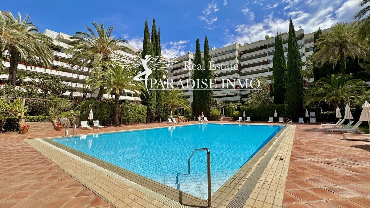 Flat for sale Marbella, Málaga. Ref: 5531. Paradise Group 
