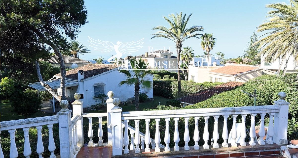 Detached villa for sale Marbella, Málaga. Ref: 5536. Paradise Group 