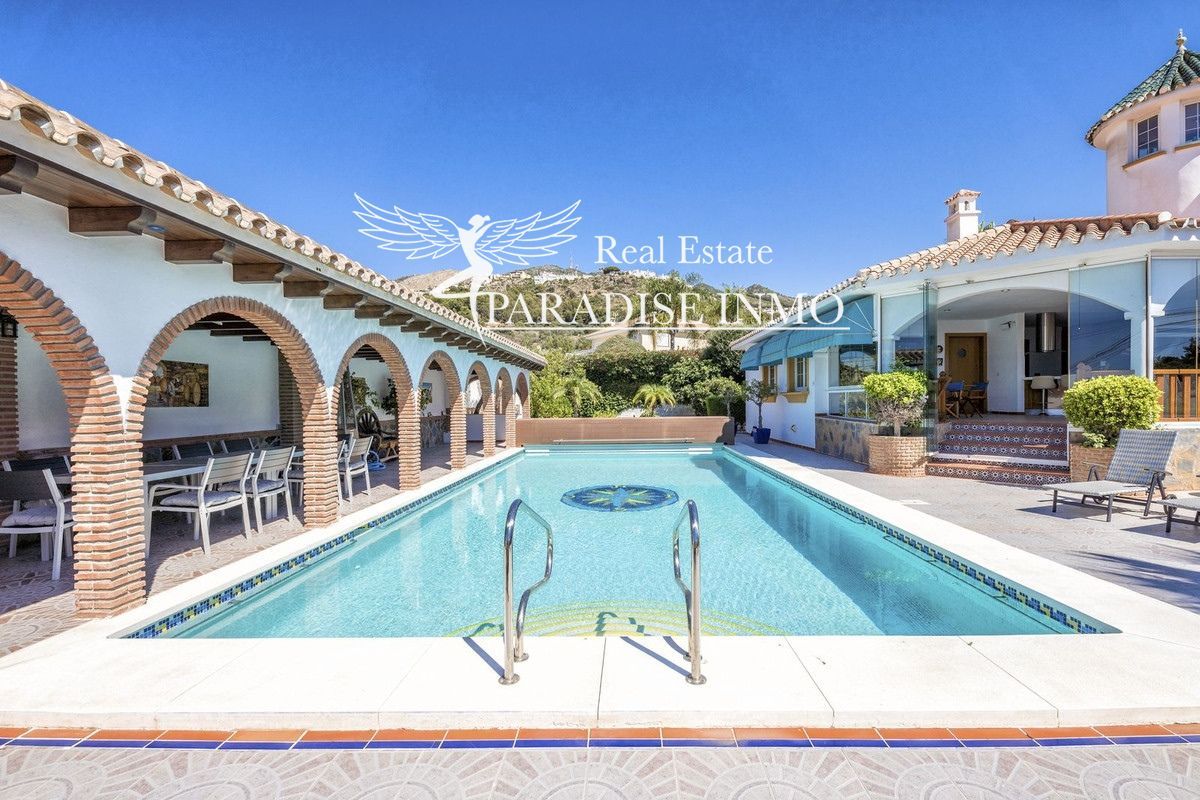 Detached villa for sale Benalmádena, Málaga. Ref: 5553. Paradise Group 
