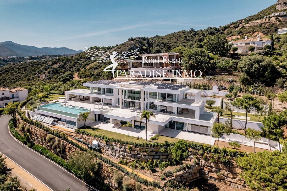 Detached villa for sale Benahavis, Málaga. Ref: 5557. Paradise Group 