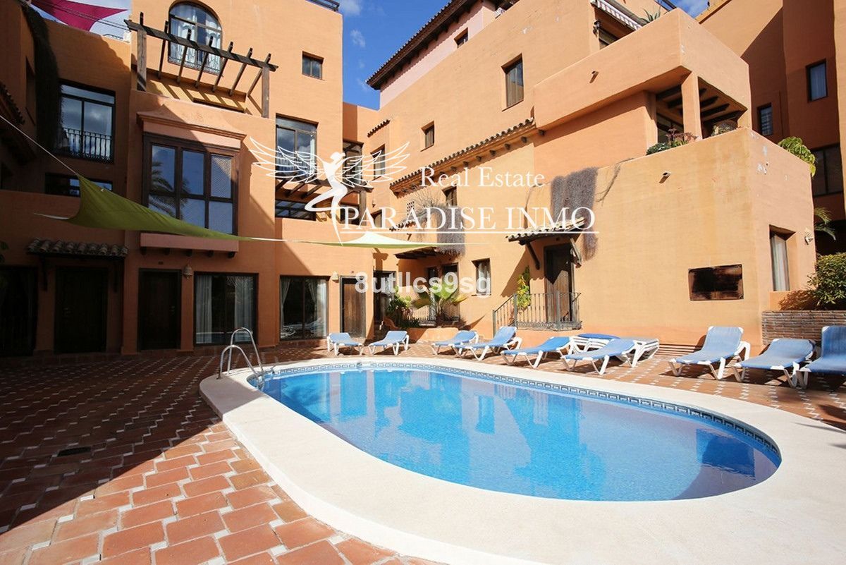Flat for sale Estepona, Málaga. Ref: 5583. Paradise Group 