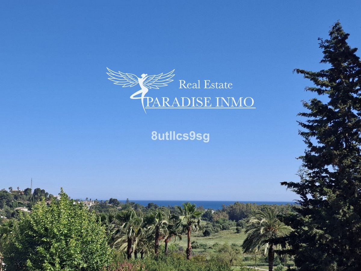 Flat for sale Benahavis, Málaga. Ref: 5585. Paradise Group 
