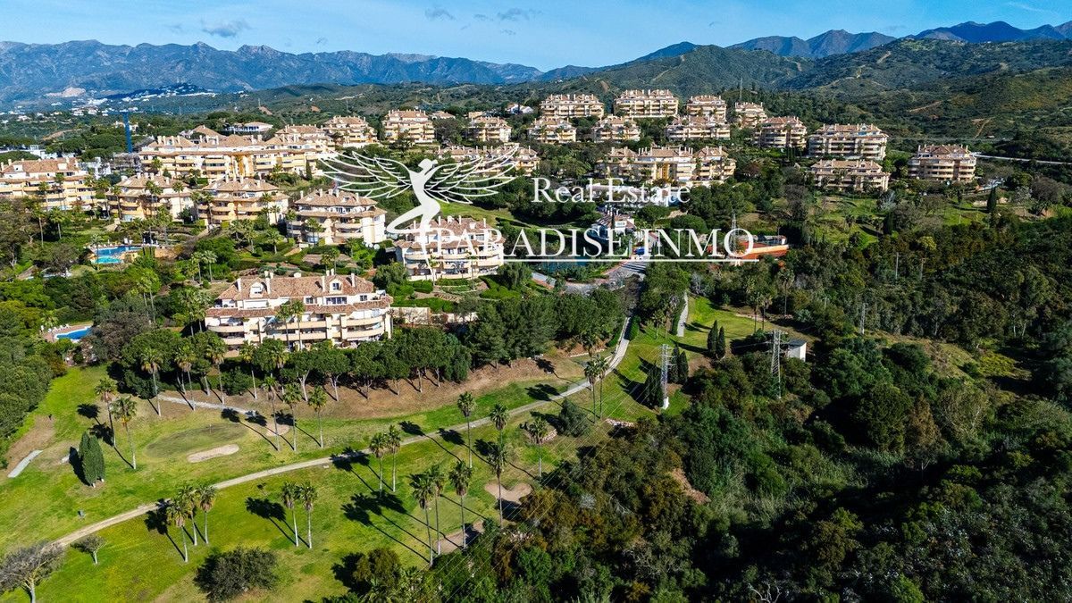 Flat for sale Marbella, Málaga. Ref: 5601. Paradise Group 