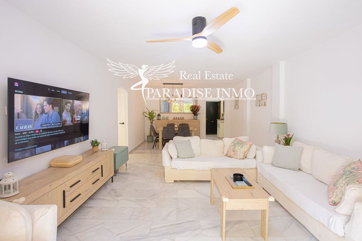 Flat for sale Marbella, Málaga. Ref: 5613. Paradise Group 