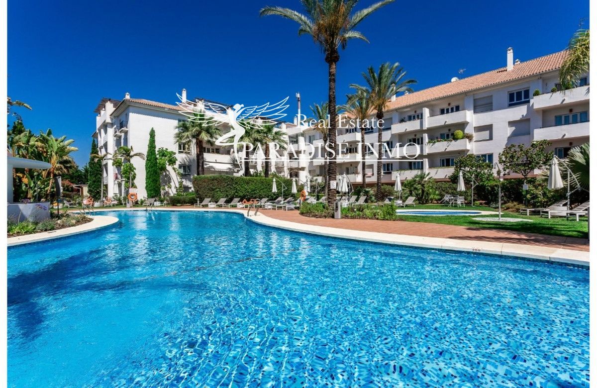 Flat for sale Marbella, Málaga. Ref: 5619. Paradise Group 