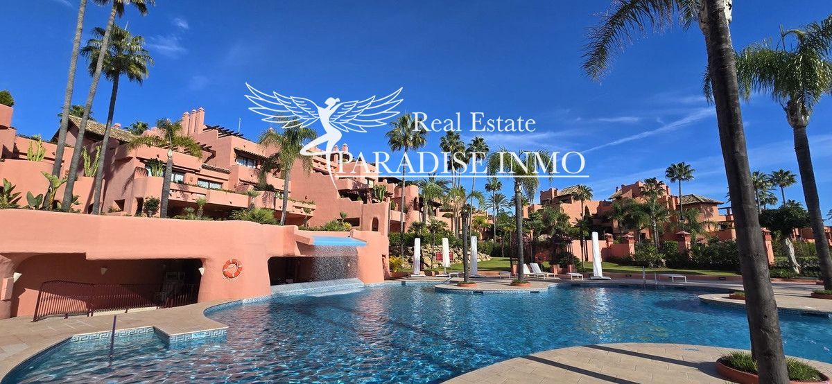 Flat for sale Estepona, Málaga. Ref: 5623. Paradise Group 